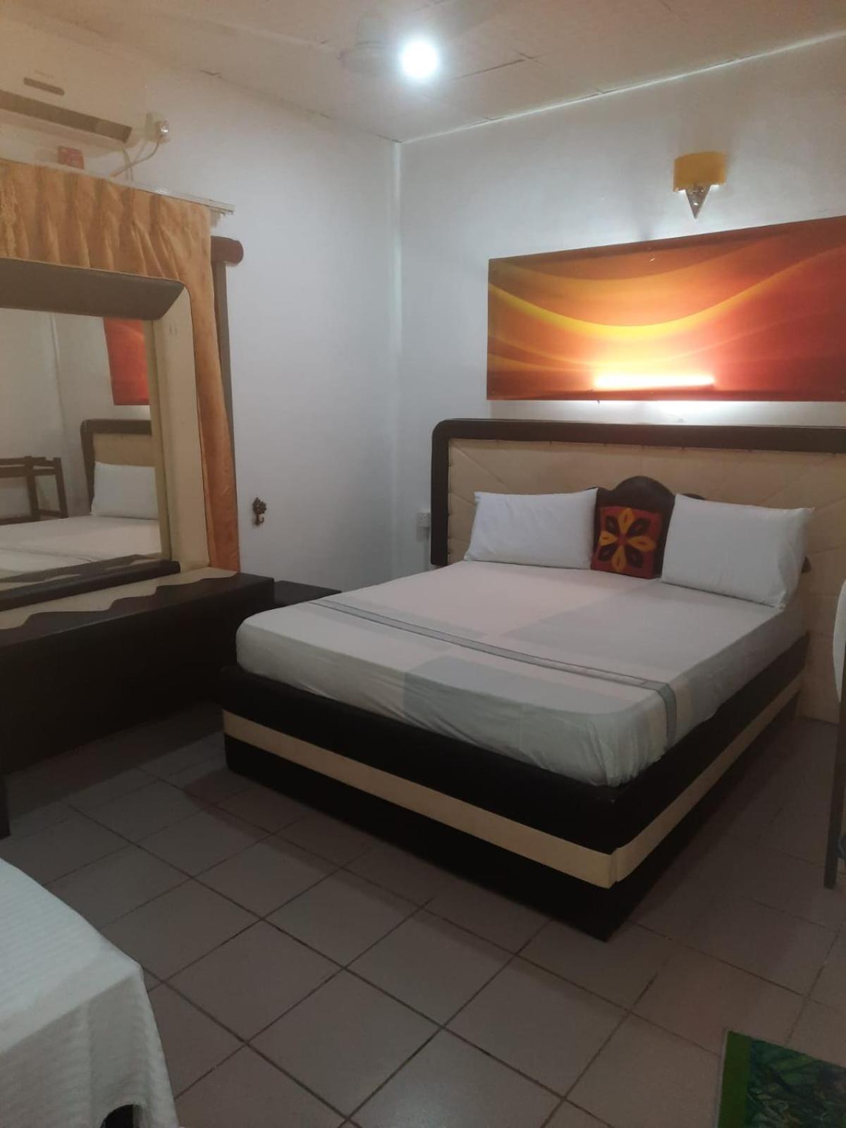 فندق Panorama Rest أنرادابورام المظهر الخارجي الصورة